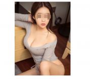 Pretty Asian offer massage