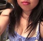 21 years Japanese masseuse metro La Chapelle line 2