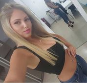 JESSICA ESPAGNIOLA BLOND VERY SEXY 24 H OLD PORT