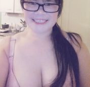 lili beautiful Chinese masseuse close metro