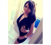Beautiful Latin woman available city center station sncf